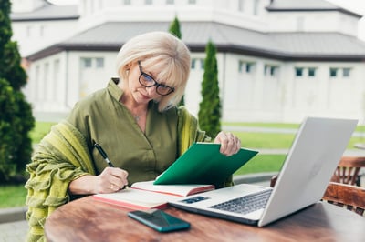 How to Run Effective HOA Board Meetings (and Avoid Common Pitfalls)-featured