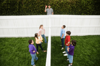 What to Do About Simple Neighbor Disputes in a Homeowners Association-featured