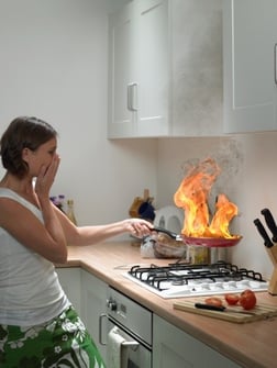 kitchen_pan_fire_on_stovetop