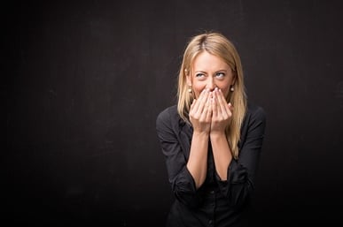 woman_giggling