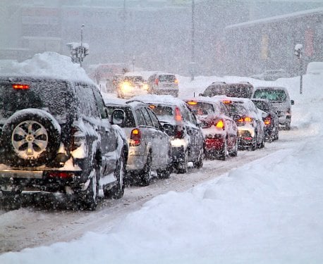 Homeowners Association Safety Tips for Winter Roads and Trips